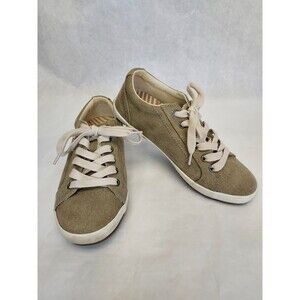 Taos Moc Star Sneaker Women's 7 Casual Low Tops Sage Green Comfortable Walking